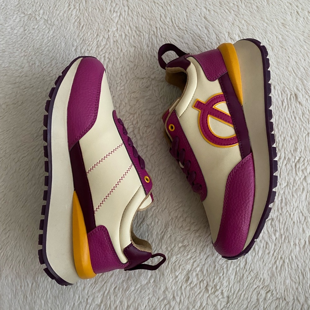 Women’s Løci x Nicki Minaj Sneakers, Size 6, NIB